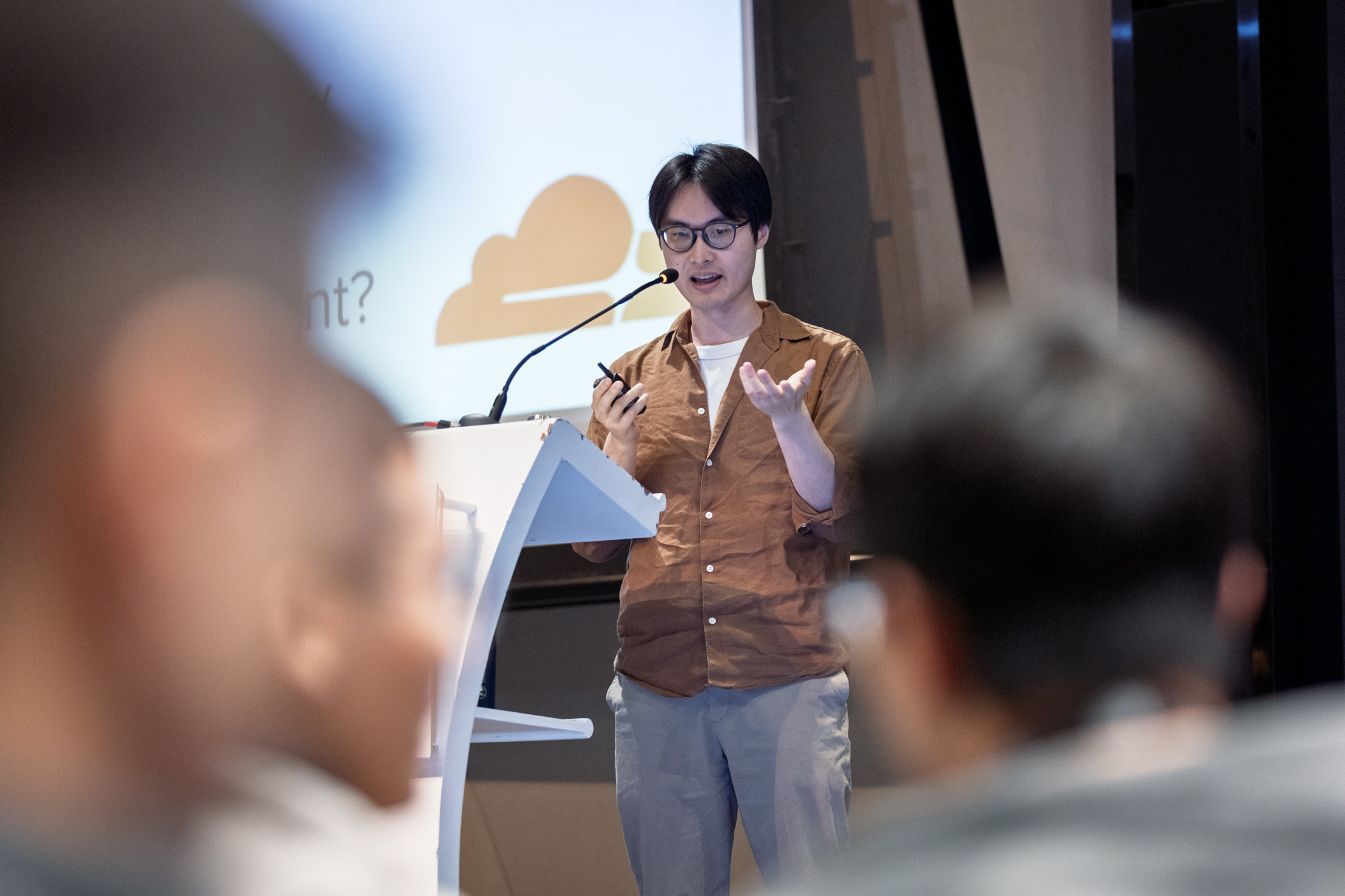 Conference photographer Singapore Novotel on Stevens